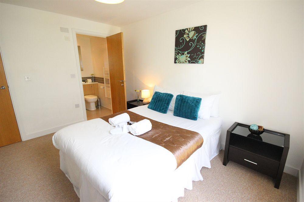 Cotels At Vizion Serviced Apartments, Superfast Broadband, Central Location, Free Parking, Fully Equipped Kitchen Μίλτον Κέινς Εξωτερικό φωτογραφία