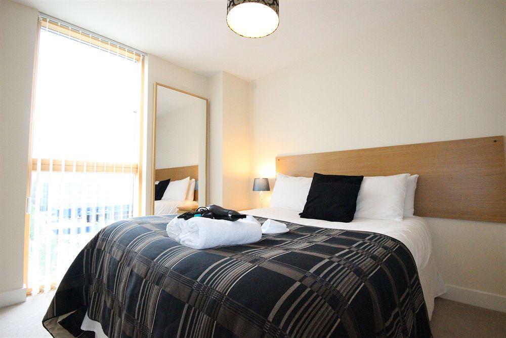 Cotels At Vizion Serviced Apartments, Superfast Broadband, Central Location, Free Parking, Fully Equipped Kitchen Μίλτον Κέινς Εξωτερικό φωτογραφία