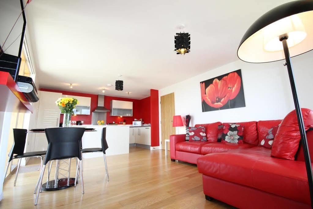 Cotels At Vizion Serviced Apartments, Superfast Broadband, Central Location, Free Parking, Fully Equipped Kitchen Μίλτον Κέινς Εξωτερικό φωτογραφία